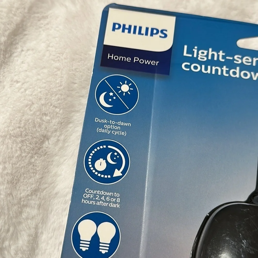 NEW Philips Light Sensing Countdown Outdoor Timer